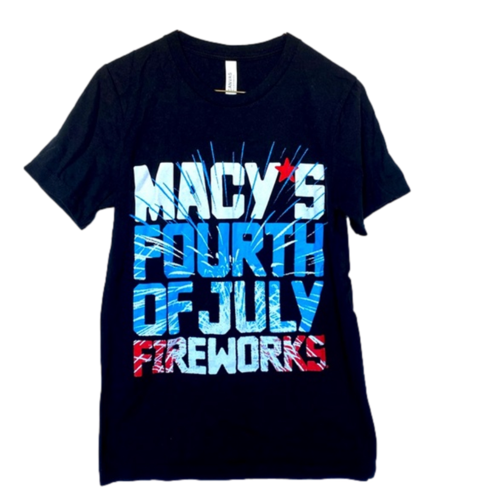 Macy’s Fourth of July 🇺🇸 Shirt Size Small RARE